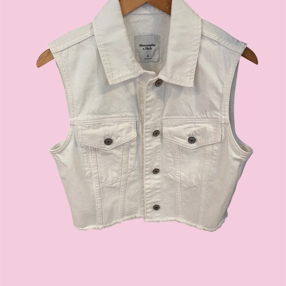 Abercrombie & Fitch White Denim Cropped Vest Size M NWT - Picture 2 of 4